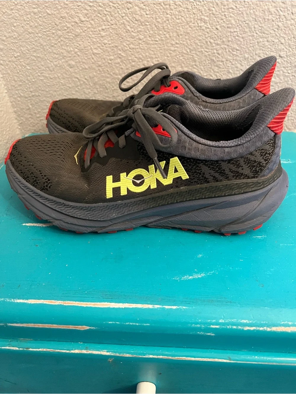 Hoka Women's Challenger ATR 7 Trail Shoe Size 6.5B